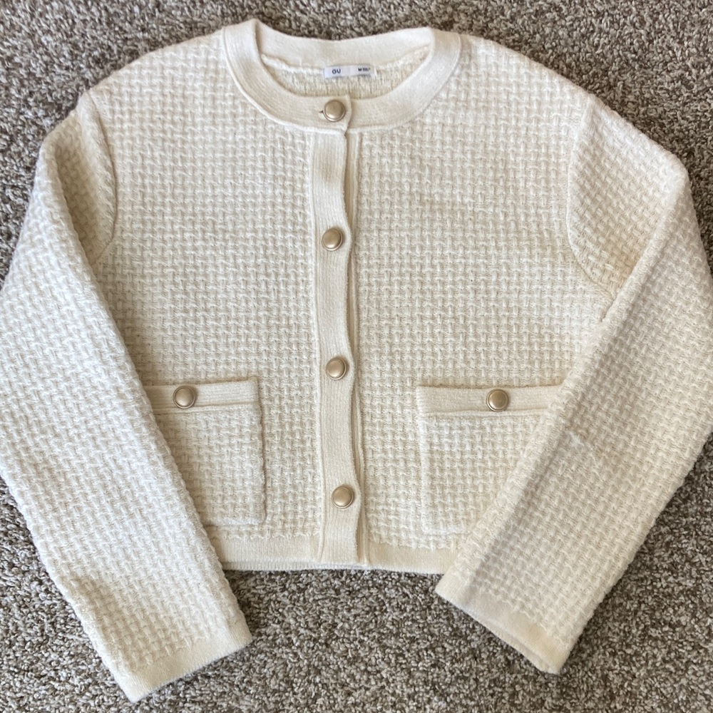 Chic Cream Women's Cardigan